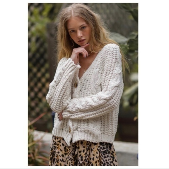 Cream’e Button Down Chunky Knit Cardigan - Picture 2 of 6